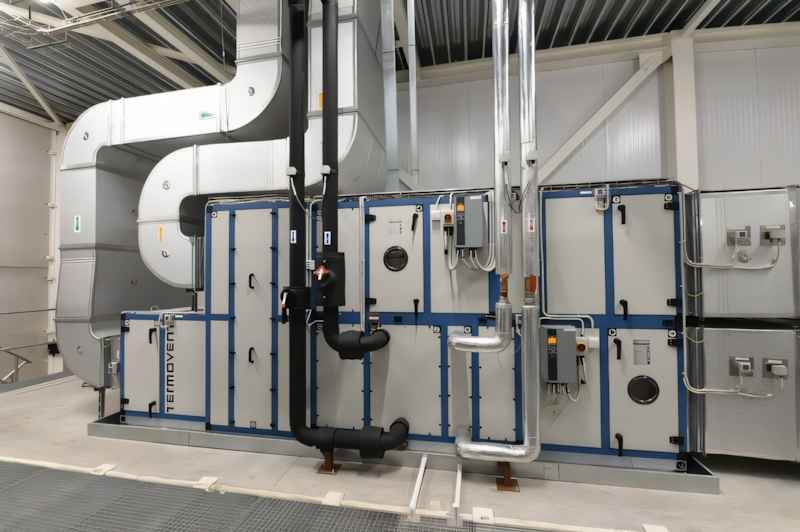 Mekanik ve Elektrik Tesisat ve Taahhüt İşleri 8 Endüstriyel HVAC Kanalı