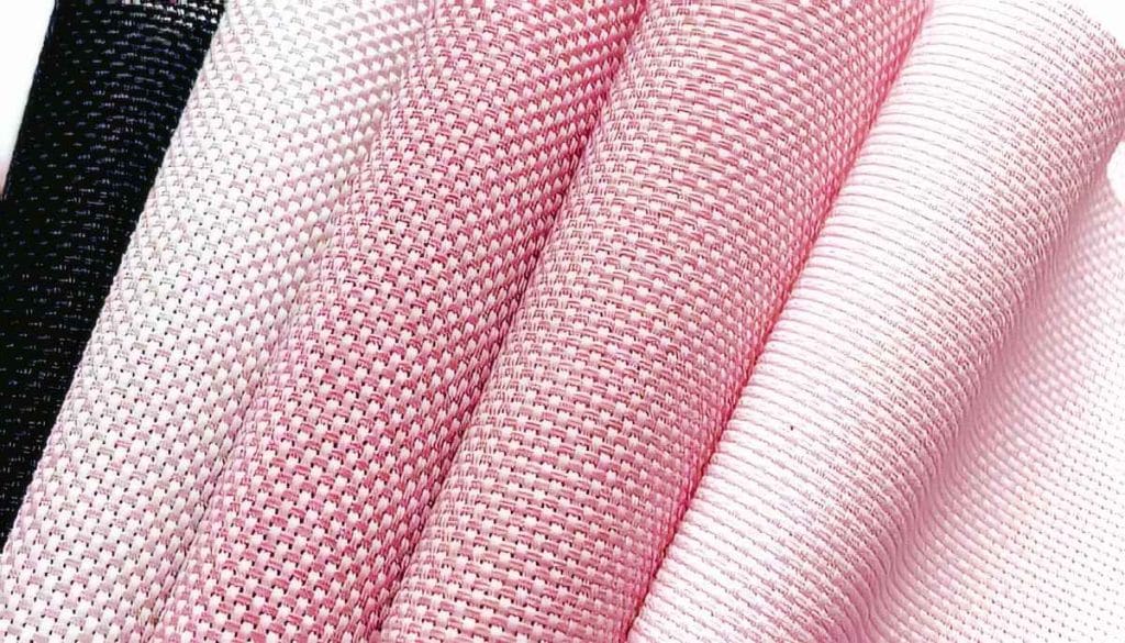 Yemekhane Stor Perde Uygulaması 5 Endüstriyel Stor Perde montajında Sağlanan ısı kontrolü ile soğutma giderlerinde ölçülebilir bir tasarruf potansiyeli oluşturuldu.