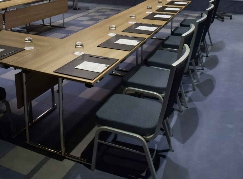 Proje öncesinde toplantı odası