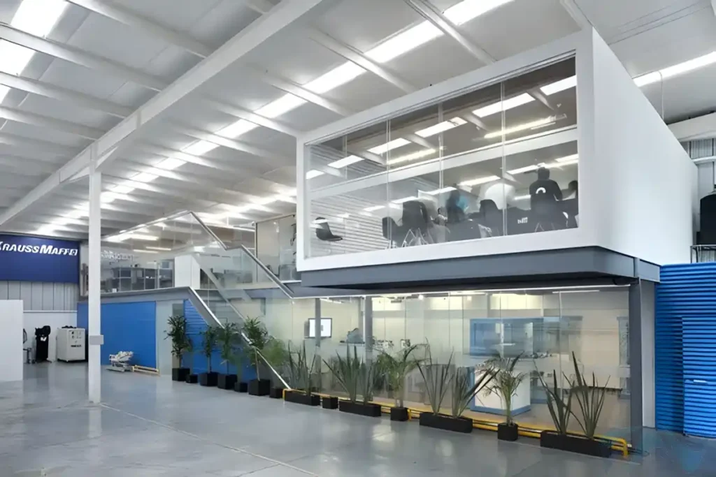 Fabrika ofis tasarımları, alan planlaması, mobilya seçimi, ergonomi standartları ve bütçe analizi