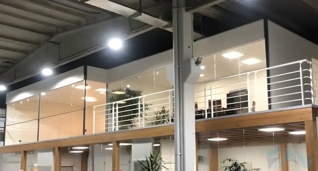 Fabrika Ofis Tasarımları 4 Fabrika ofis tasarımları, alan planlaması, mobilya seçimi, ergonomi standartları ve bütçe analizi