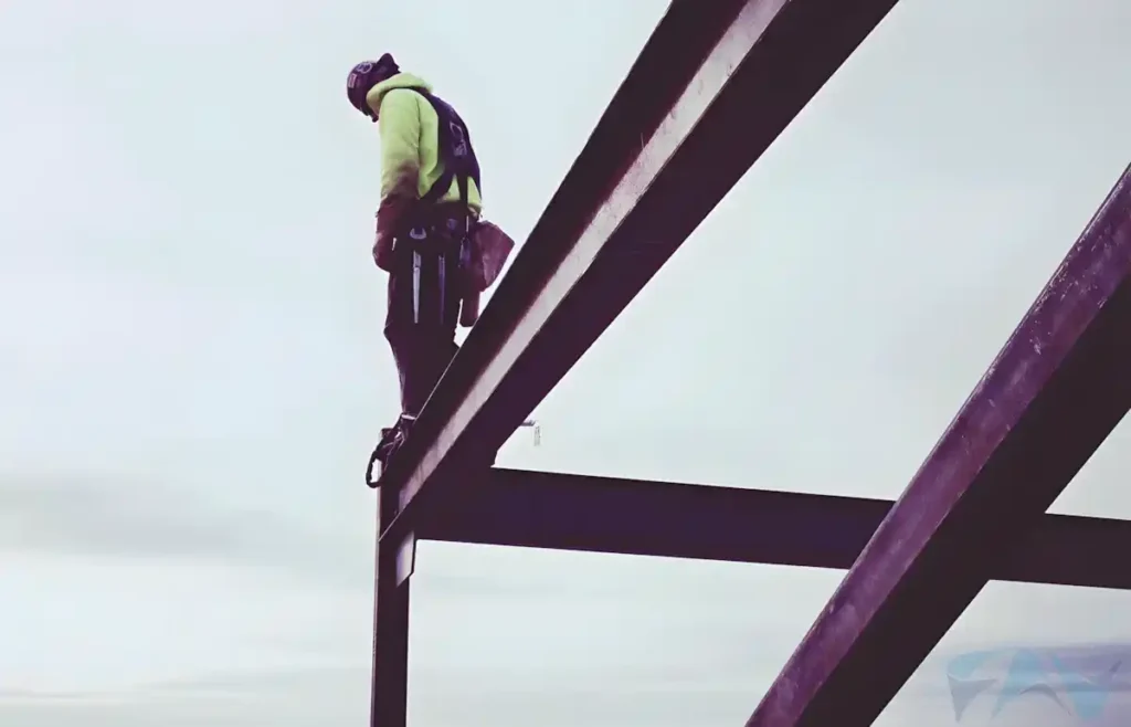 Yüksekte Çalışma Yönetmeliği 2026 28 Yüksekte Çalışma Yönetmeliği 2026. İSG Kuralları ve Cezalar